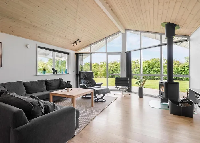 Feriehus Awesome In With Sauna *